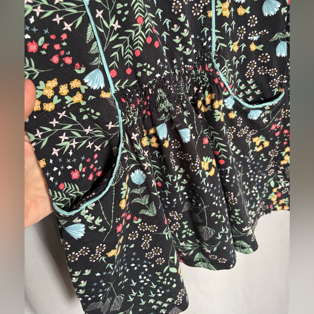Hanna Andersson Girls Long Sleeved Floral Dress- size 6/7 or 120 - Picture 2 of 5